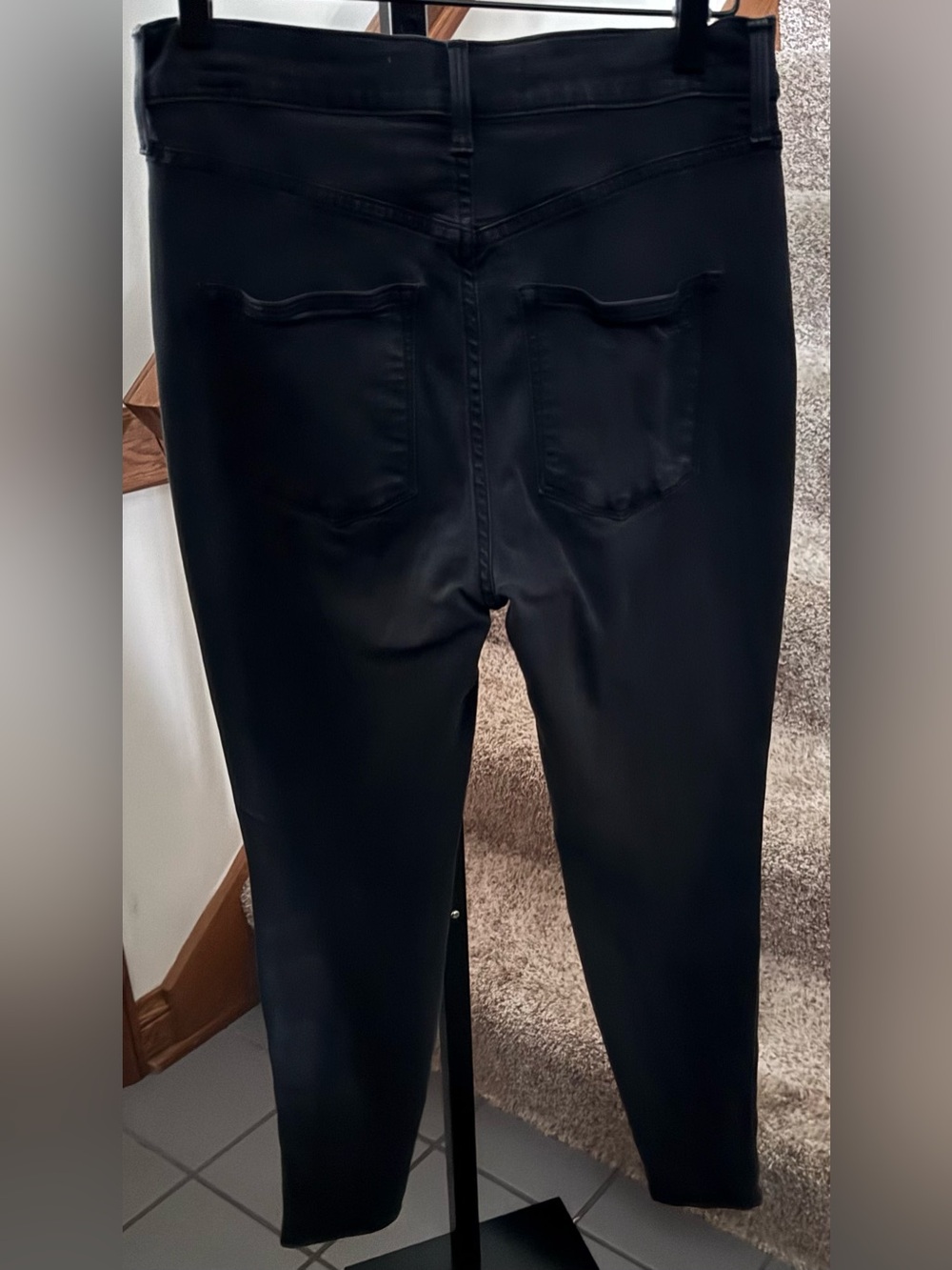 VGUC Women’s AYR “The Riser" Black ( Onyx) Denim Sz. W: 30; L: 26 - Picture 6 of 10